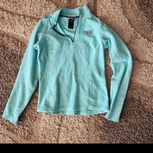 The North Face Women's Aqua Quarter-Zip Fleece Pullover